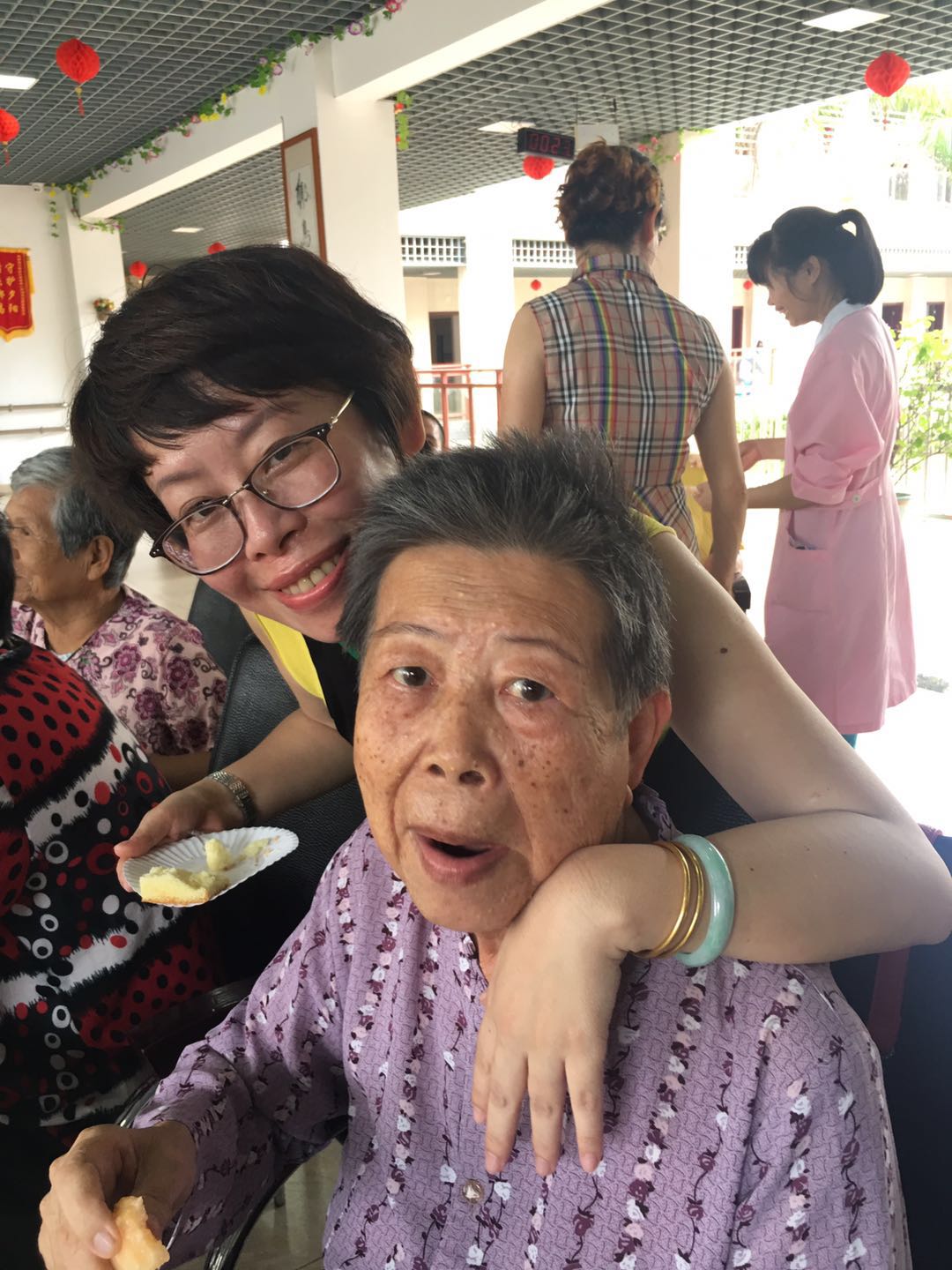 母女共度母亲节